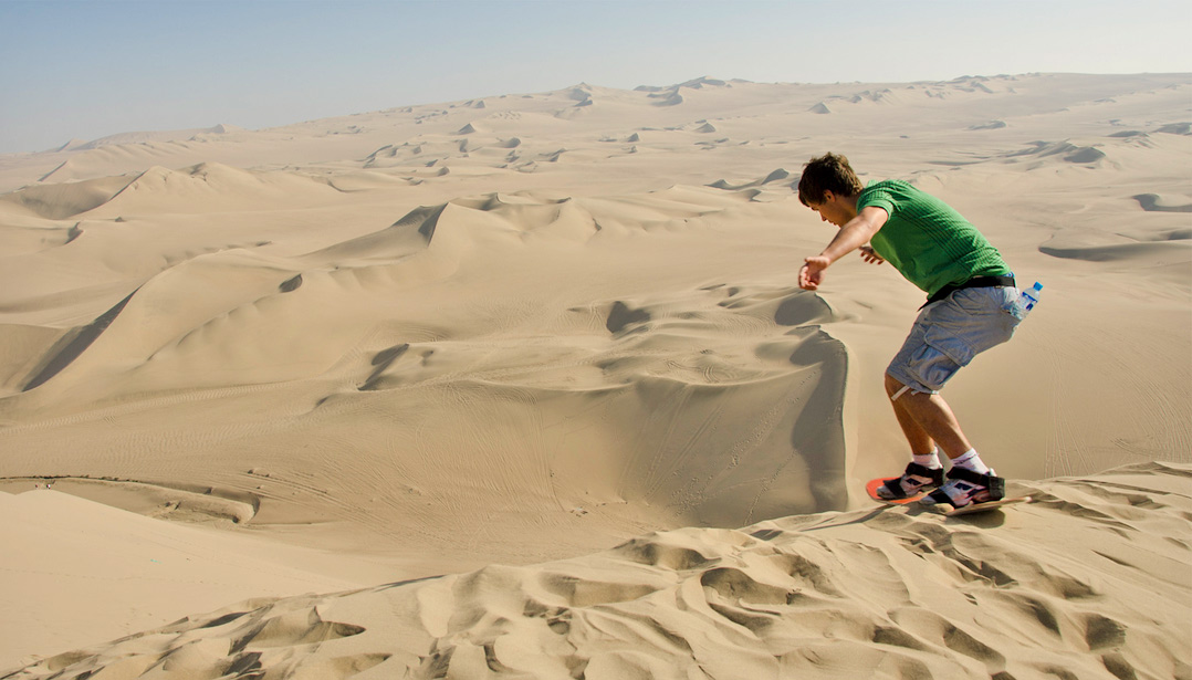 Dune snowboarding